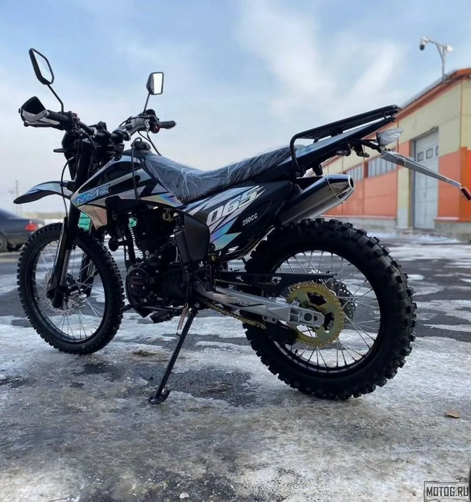 Эндуро мотоцикл MMZ 065 – 250 куб, надежность и мощность для бездорожья